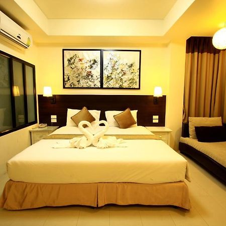 Hotel @ White Patong Exterior foto
