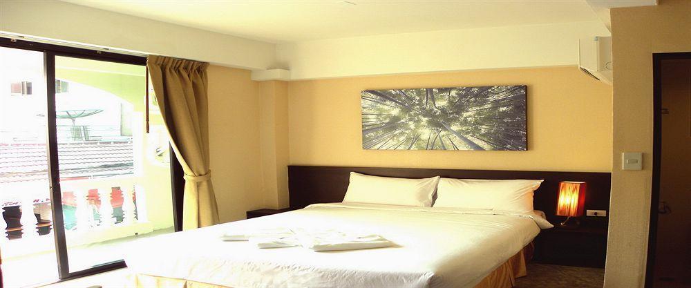 Hotel @ White Patong Exterior foto