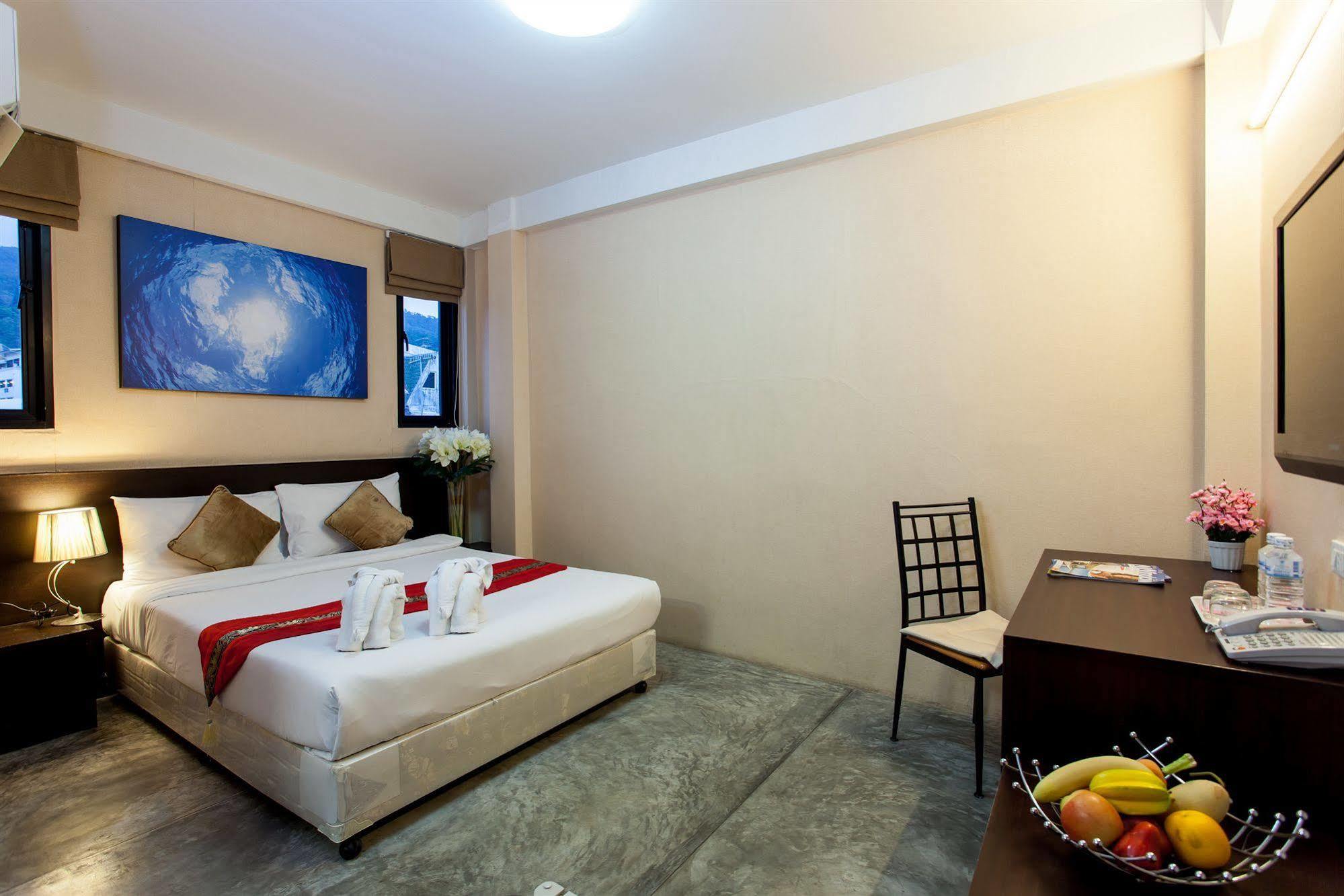 Hotel @ White Patong Exterior foto