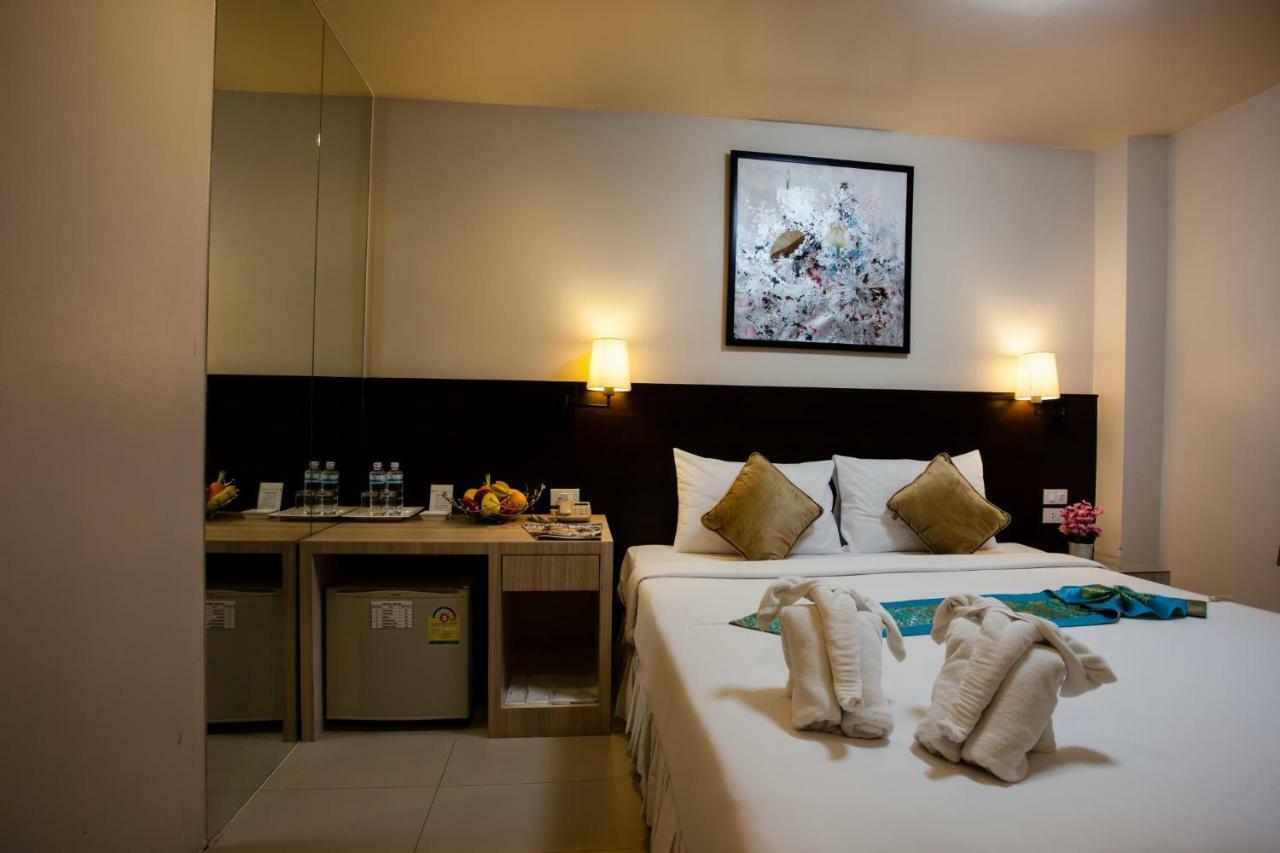 Hotel @ White Patong Exterior foto